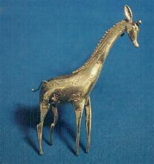 Click here for Giraffe Pin from Luna Parc